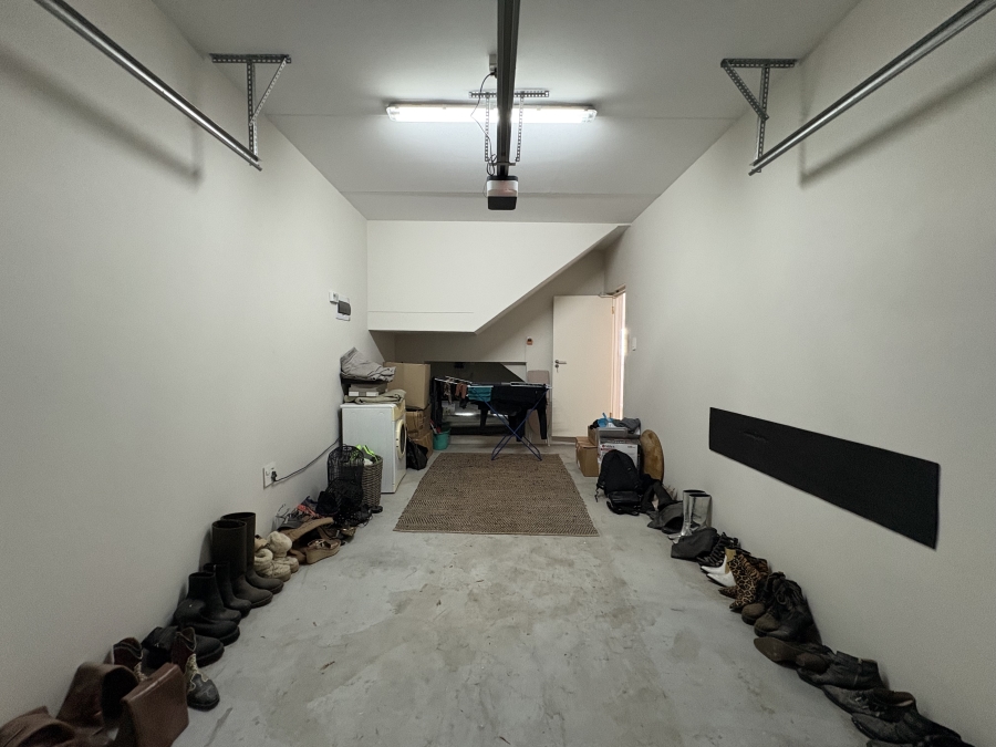 2 Bedroom Property for Sale in Sandown Western Cape